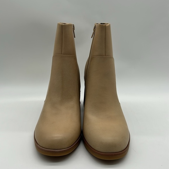 2275- Korks Ankle Boots Cream Colors Size 10 M NWT - Picture 4 of 14
